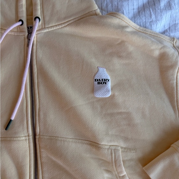 BRAND NEW DAIRY BOY Butter Yellow Zip-Up Hoodie - Picture 3 of 5